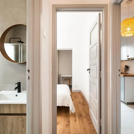 Minimalist In Caldas * Caldas Da Rainha