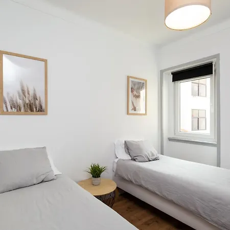 Appartement Minimalist In Caldas
